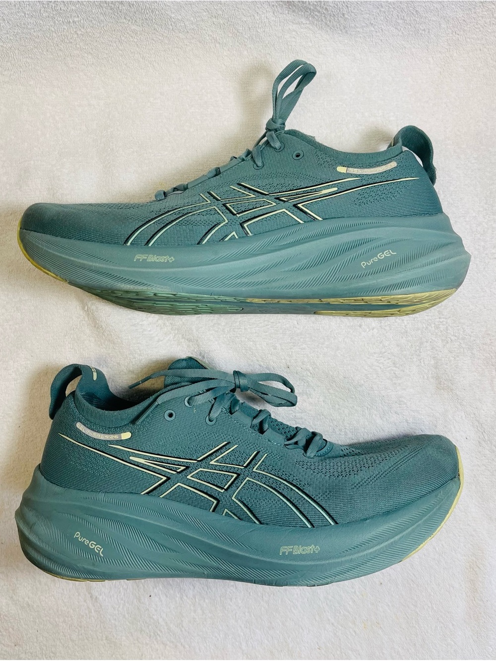Asics Gel-Nimbus 26 Mens Size 11.5 Blue Athletic Running Walking Shoes Sneakers